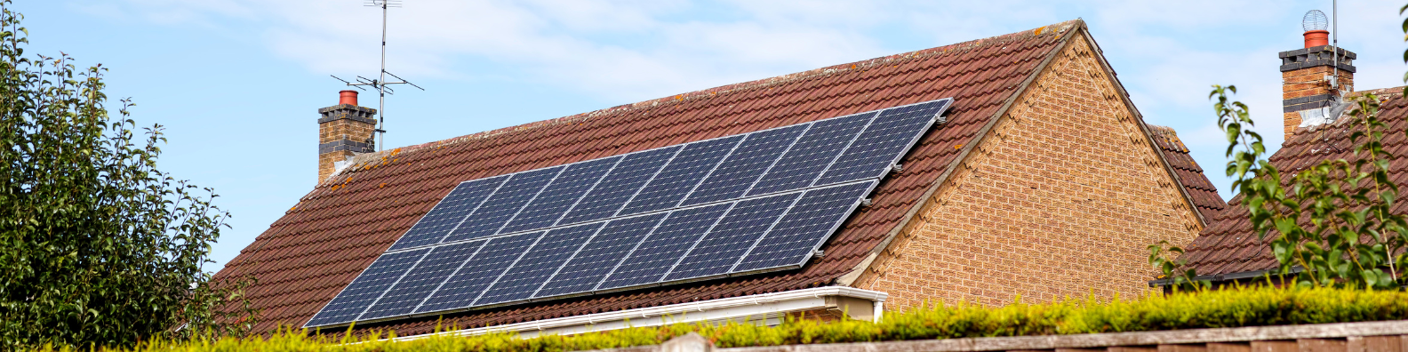 Solar panels on a roof in the UK - Fogstar Blog